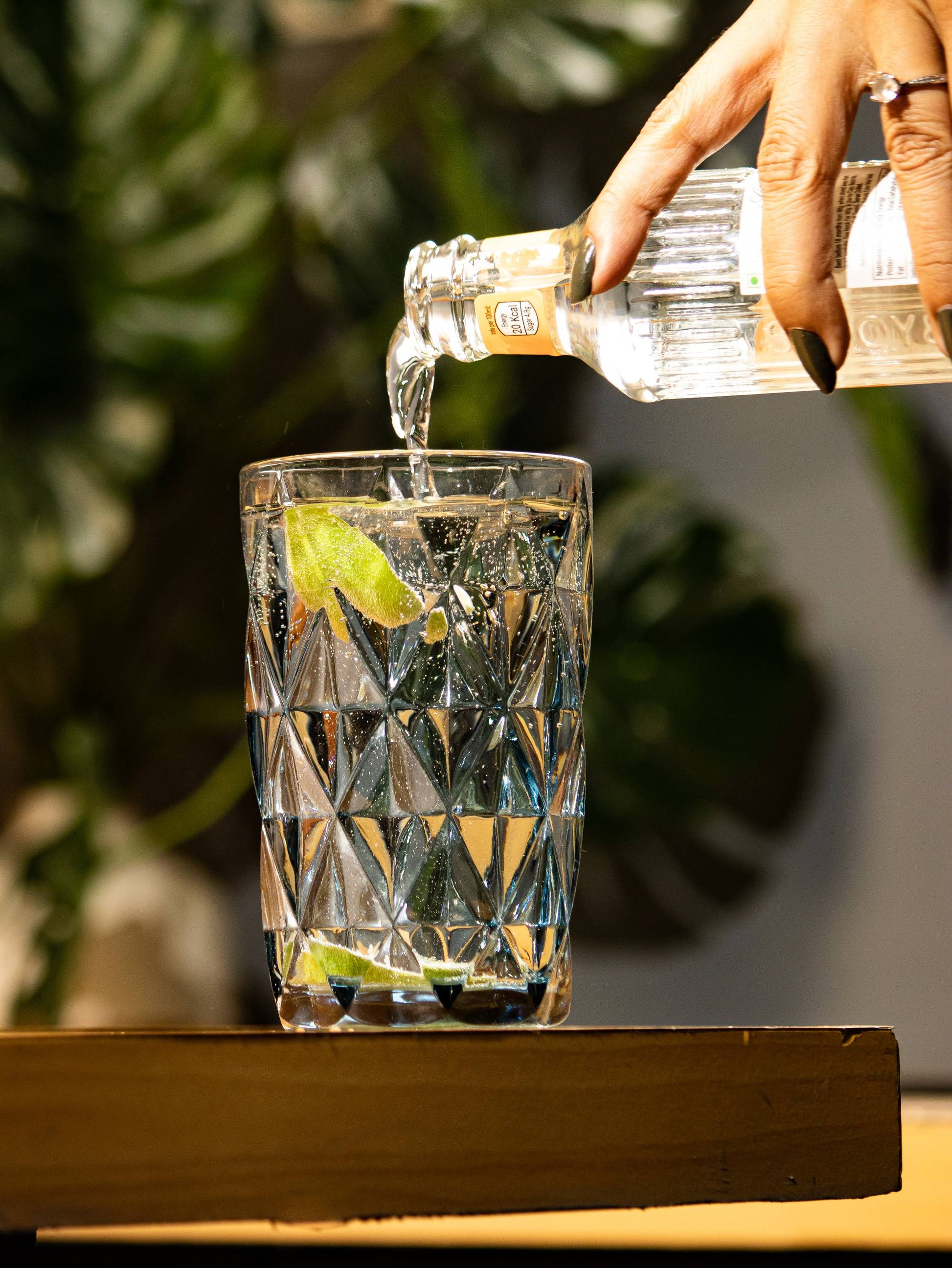 glass best glass cup champagne wine drinking shots cocktail luxury cheap india kolkata famous popular