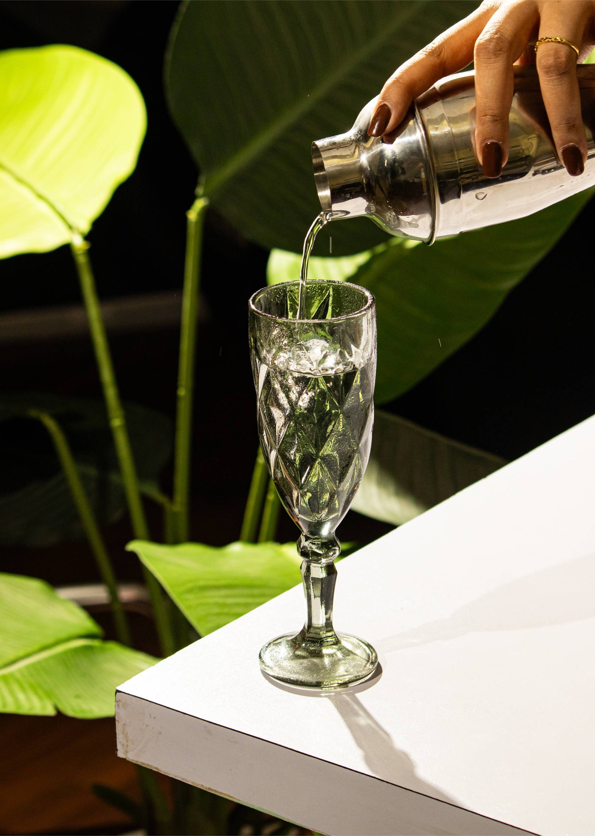 glass best glass cup champagne wine drinking shots cocktail luxury cheap india kolkata famous popular
