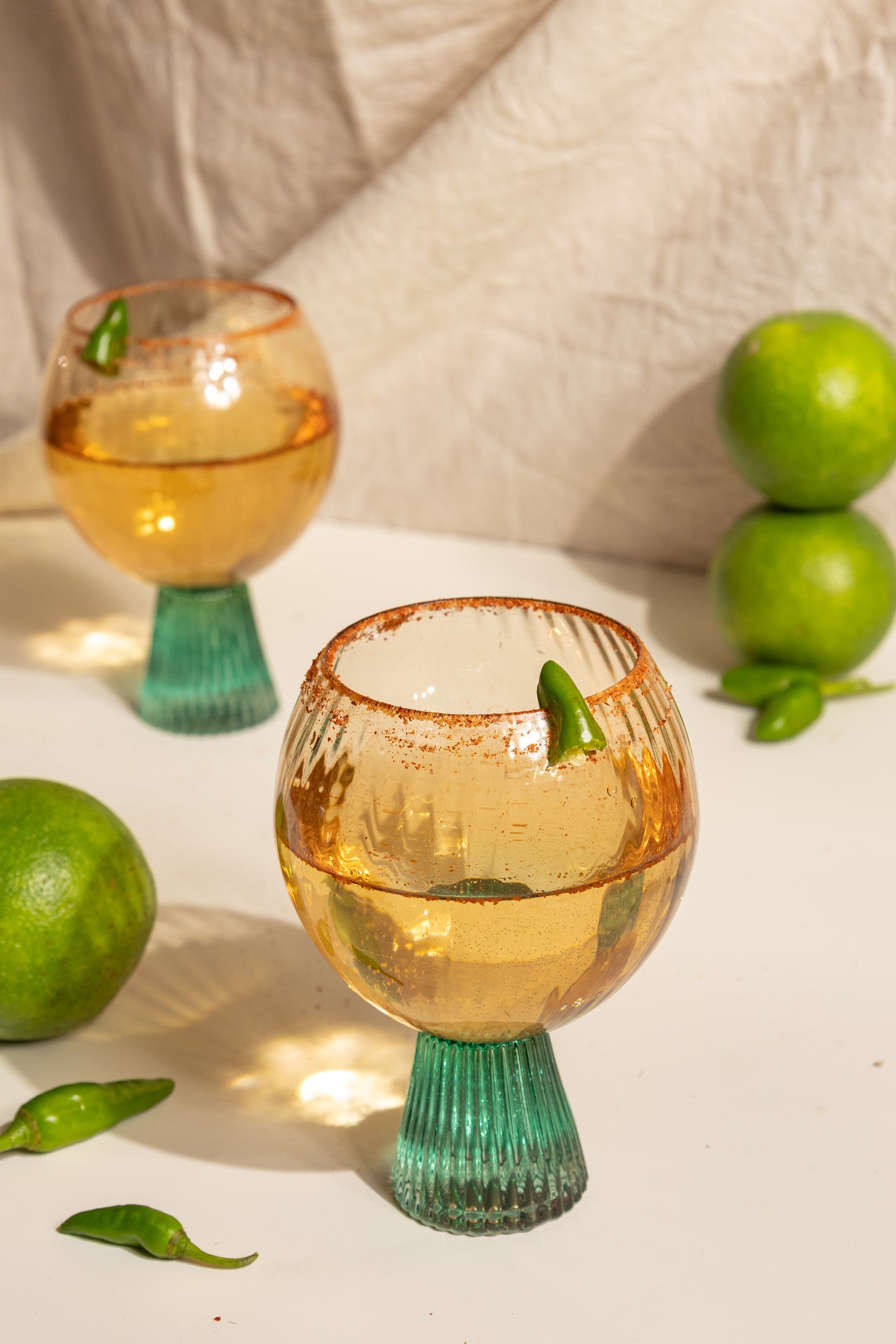 The Gossip (Set of 2)