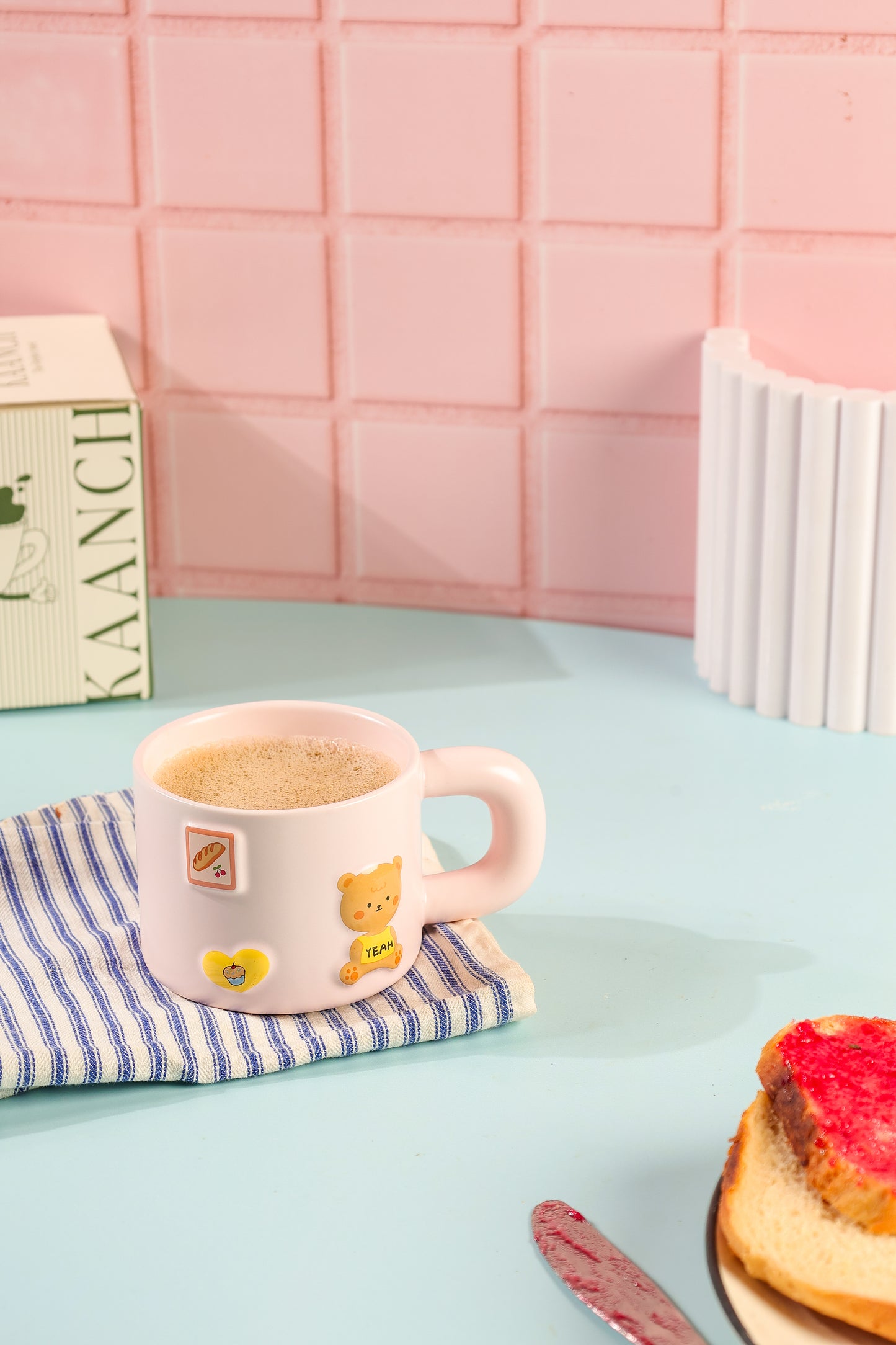 The Teddy Mug Pink 430 ML