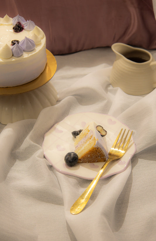 Amour Cake Plate Set of 2