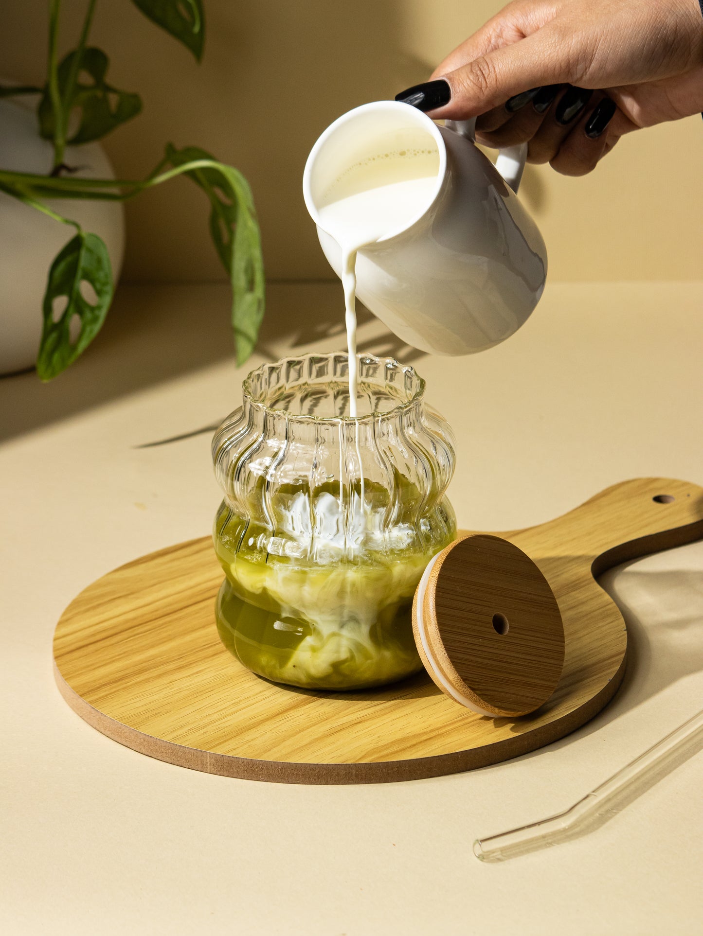 Glass Jar with Wooden Lid and Glass Straw - 600 ML - Kaanch